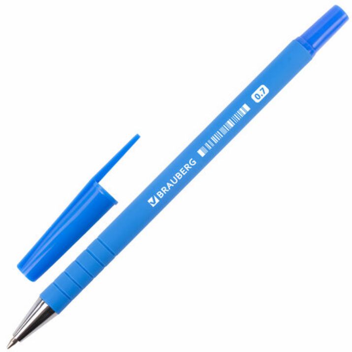 Изображение Ручка шариковая BRAUBERG "Capital blue", СИНЯЯ, корпус soft-touch голубой, узел 0,7 мм, линия письма 0,35 мм, 142493